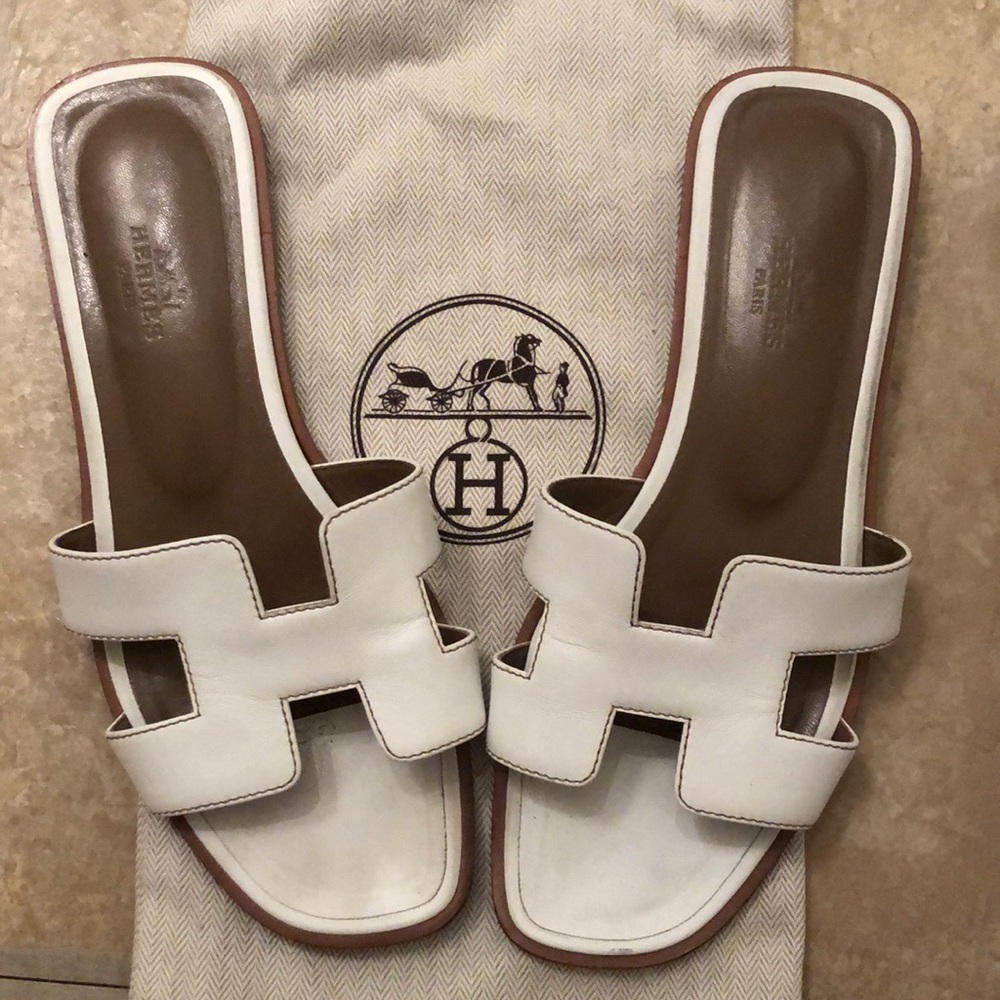 Authentic Hermes white leather oran sandals size 7